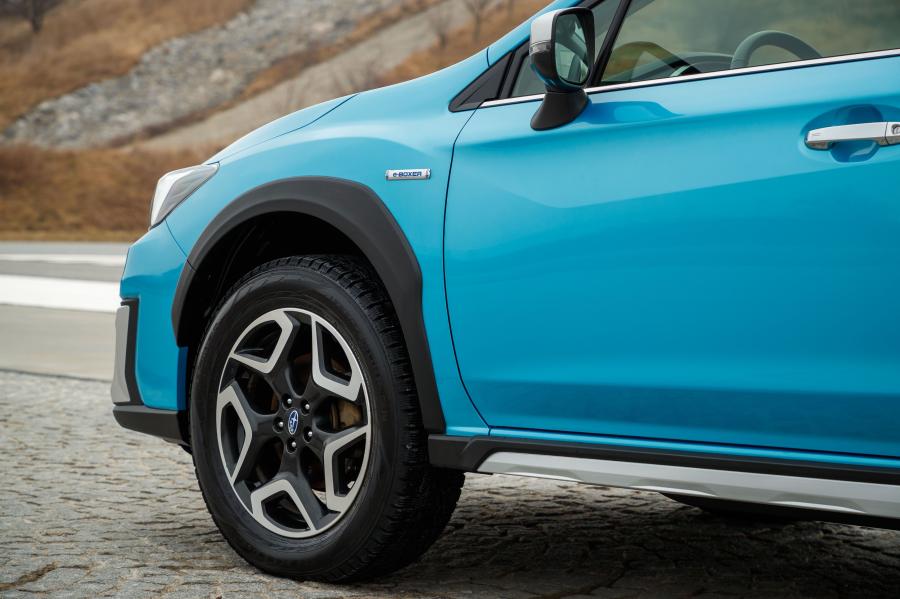 Детали экстерьера Subaru XV e-Boxer 2019 года  (WW) (фото 17 из 50)